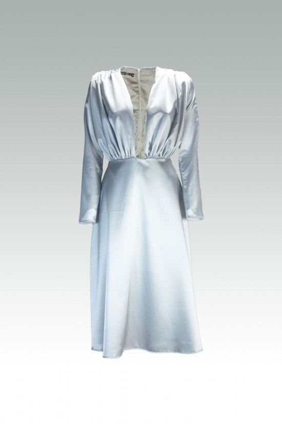 Elegantna srebrna haljna